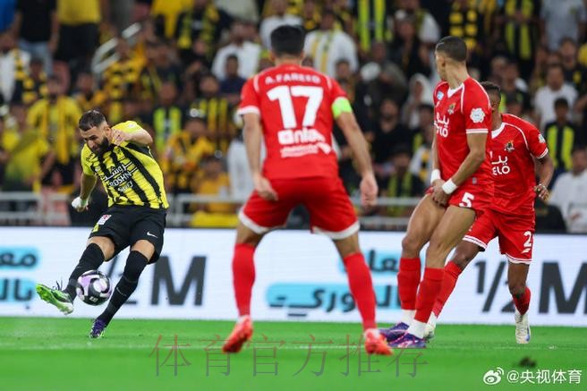 皇马对本泽马非常满意 计划与他续约至2023年 皇马对本泽马非常满意 计划与他续约至2023年